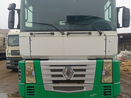 2003 Renault Magnum, белый, 2000000 рублей, вид 1