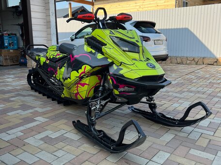 2021 BRP Ski-Doo Summit 850, чёрный, 1250000 рублей, вид 3