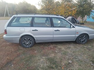 1996 Volkswagen Passat B4, серебристый, 320000 рублей, вид 1