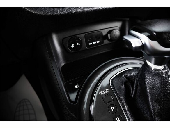 2013 Kia Sportage III, коричневый - вид 20