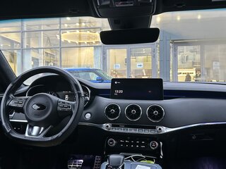 2021 Kia Stinger I Рестайлинг, белый, 3550000 рублей, вид 4