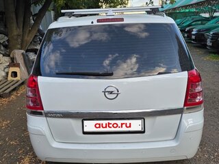2014 Opel Zafira B Рестайлинг, белый, 620000 рублей, вид 2