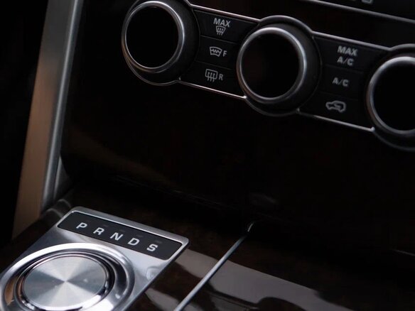 2015 Land Rover Range Rover Long IV, чёрный, 9930000 рублей - вид 16