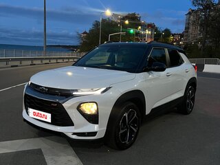 2020 Chevrolet TrailBlazer III, белый, 2200000 рублей, вид 2