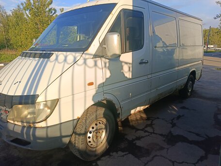 2001 Mercedes-Benz Sprinter, белый, 550000 рублей, вид 2