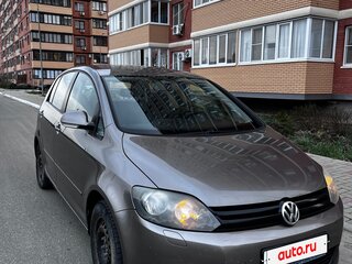 2010 Volkswagen Golf Plus II, коричневый, 700000 рублей, вид 2