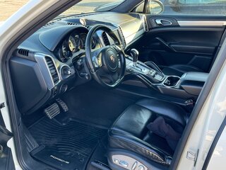 2011 Porsche Cayenne S II (958), белый, 1500000 рублей, вид 5