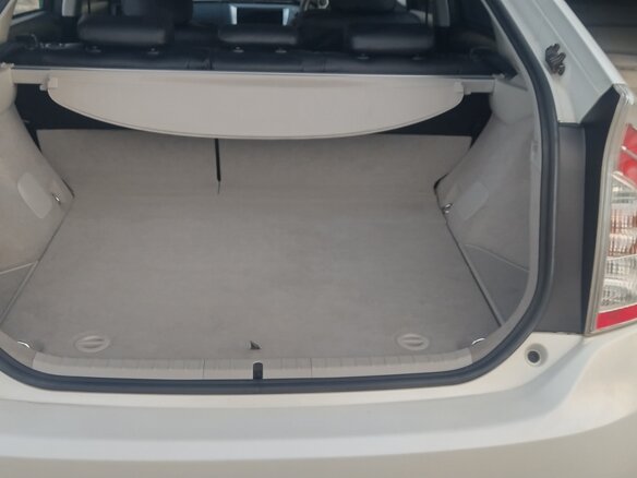 2012 Toyota Prius III Рестайлинг (XW30), белый, 1315000 рублей - вид 8