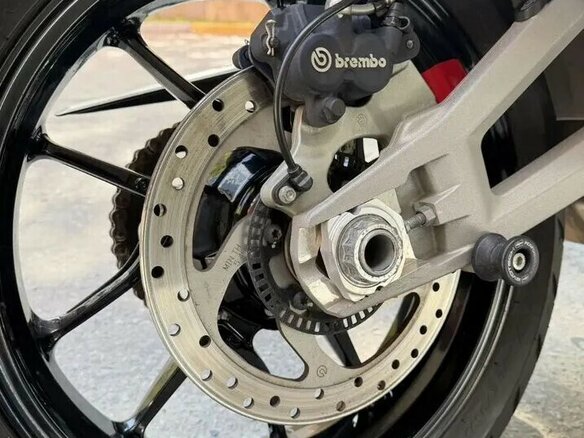 2023 Ducati Multistrada V4, красный, 1400000 рублей - вид 18