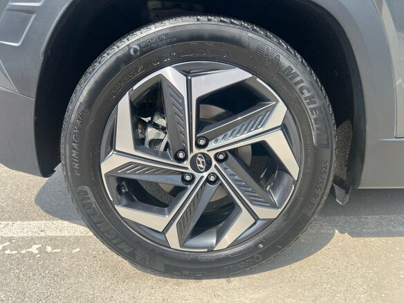 2021 Hyundai Tucson IV, серый, 3490000 рублей - вид 12