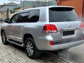 2007 Toyota Land Cruiser 200 Series, серебристый, 2700000 рублей, вид 3