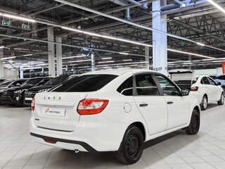 2022 Lada (ВАЗ) Granta I Рестайлинг, белый, 687000 рублей, вид 3