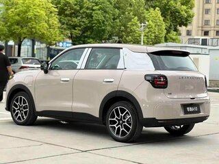2026 Leapmotor A10 53 kWh, розовый, 2227007 рублей, вид 5
