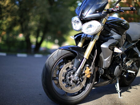 2013 Triumph Street Triple, чёрный, 615000 рублей, вид 2