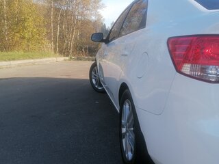 2012 Kia Cerato 6-speed II, белый, 820000 рублей, вид 5