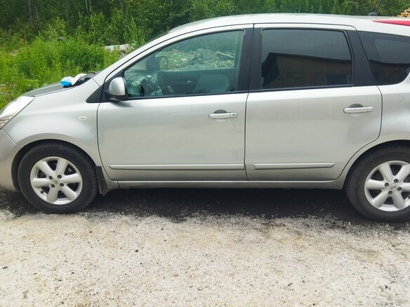 2008 Nissan Note I, серебристый, 550000 рублей - вид 5