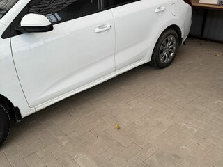 2017 Kia Rio III Рестайлинг, белый, 810000 рублей, вид 2