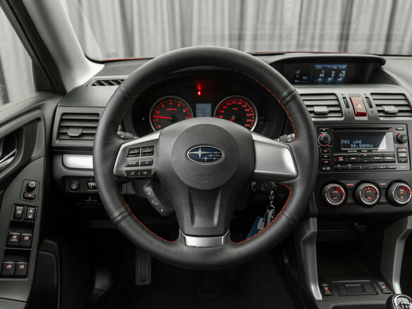 2013 Subaru Forester IV, красный - вид 9