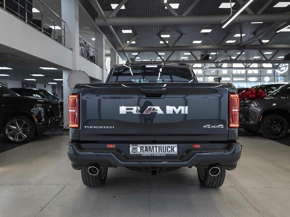 2026 Ram 1500 Crew Cab V Рестайлинг, синий, 9990000 рублей - вид 6