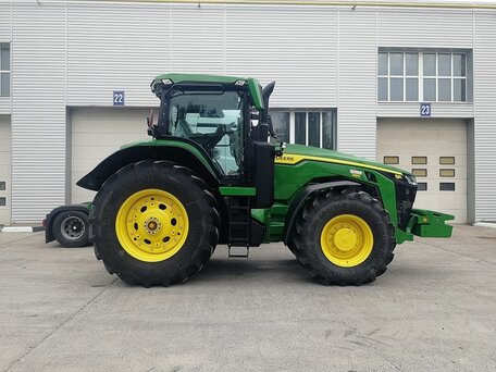 2023 John Deere 8R 370, зелёный, 43000000 рублей, вид 1