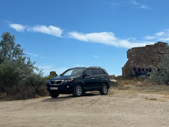 2011 Kia Sorento II, чёрный, 1690000 рублей - вид 6