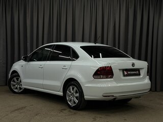 2016 Volkswagen Polo V Рестайлинг, белый, 829900 рублей, вид 3