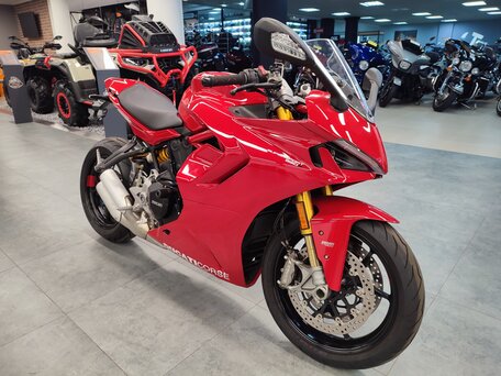 2023 Ducati Supersport, красный, 1480000 рублей, вид 4