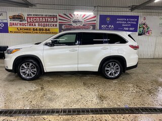2014 Toyota Highlander III (XU50), белый, 3200000 рублей, вид 4