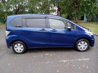 2013 Honda Freed I Рестайлинг, синий, 1100000 рублей, вид 2