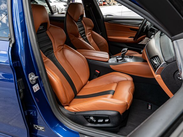 2019 BMW M5 Competition VI (F90), синий, 8380000 рублей - вид 16