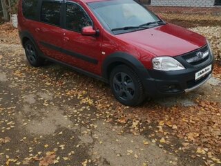 2018 Lada (ВАЗ) Largus Cross I, красный, 899000 рублей, вид 4