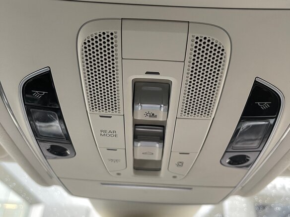 2016 Audi A8 Long III (D4) Рестайлинг, чёрный, 3300000 рублей - вид 31