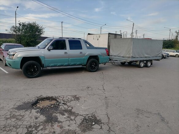 2001 Chevrolet Avalanche I, белый, 1300000 рублей - вид 6