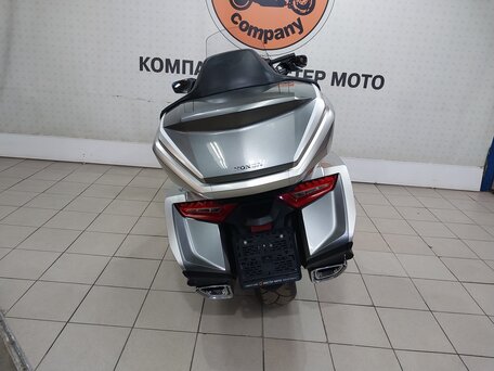 2023 Honda GL 1800 Gold Wing, серый, 3195000 рублей, вид 4
