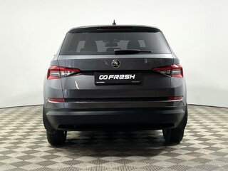 2018 Skoda Kodiaq I, серый, 1600000 рублей, вид 4