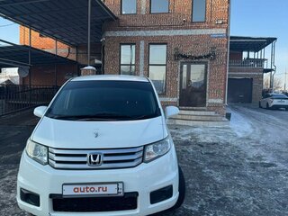 2010 Honda Freed I, белый, 900000 рублей, вид 3