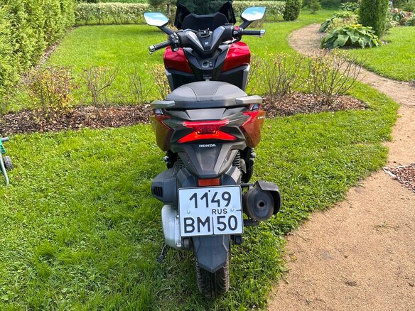2021 Honda Forza, красный, 549000 рублей - вид 12
