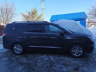 2017 SsangYong Korando Turismo I, чёрный, 2550000 рублей, вид 2