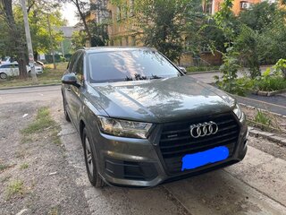 2017 Audi Q7 II (4M), серый, 3750000 рублей, вид 1