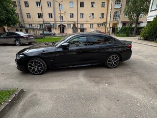 2021 BMW 5 серии 540i xDrive VII (G30/G31/G38) Рестайлинг, чёрный, 8200000 рублей, вид 5