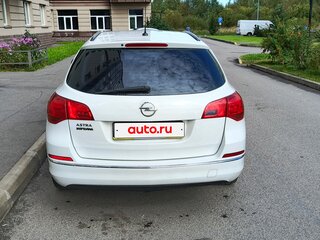 2013 Opel Astra J Рестайлинг, белый, 669000 рублей, вид 3
