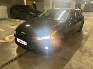2022 Kia K5 III, чёрный, 3333000 рублей, вид 1