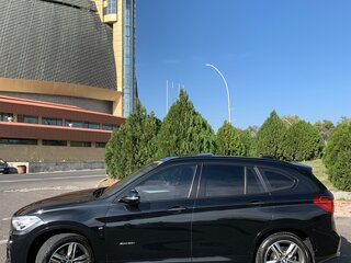2017 BMW X1 20i xDrive II (F48), чёрный, 2580000 рублей, вид 5
