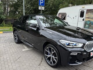 2020 BMW X6 40d III (G06), чёрный, 8450000 рублей, вид 4