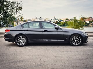 2020 BMW 5 серии 520d VII (G30/G31/G38), чёрный, 3550000 рублей, вид 3