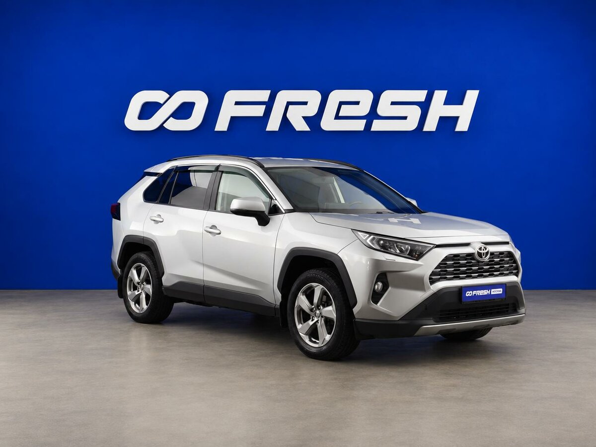 Открыть фотографии: Toyota RAV4 V (XA50)