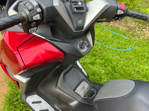 2021 Honda Forza, красный, 549000 рублей - вид 5