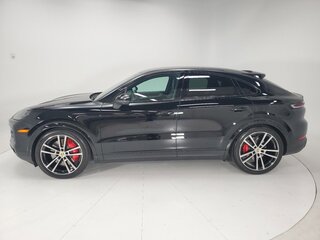 2024 Porsche Cayenne S Coupé III Рестайлинг, чёрный, 20801676 рублей, вид 3