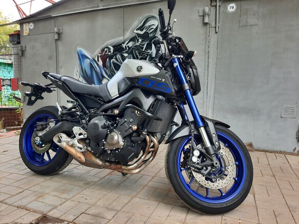 2016 Yamaha MT-09 (FZ-09), серый, 740000 рублей - вид 12