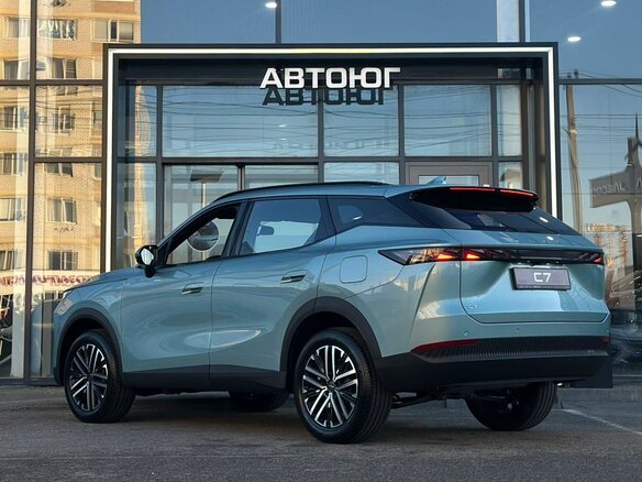 2026 Omoda C7, зелёный, 3099000 рублей - вид 6